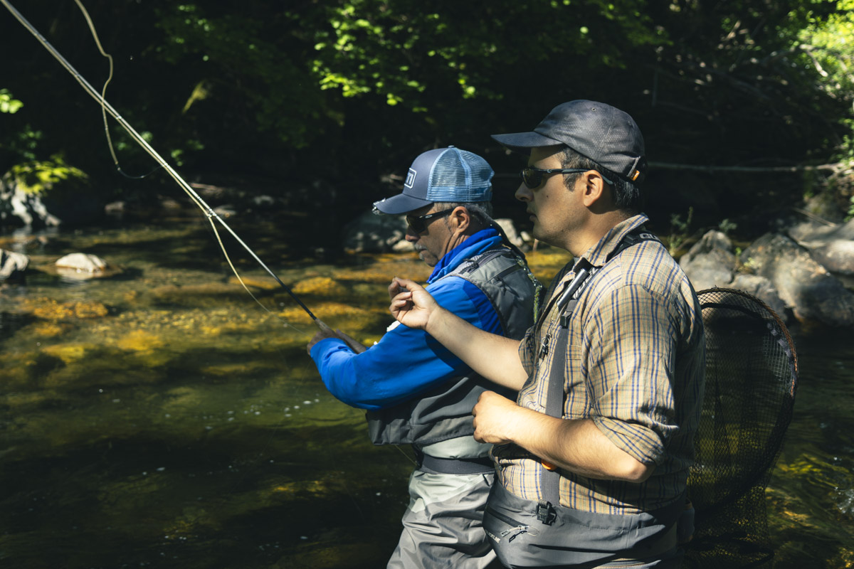Marco and Miguel fishing the Rio Curueño