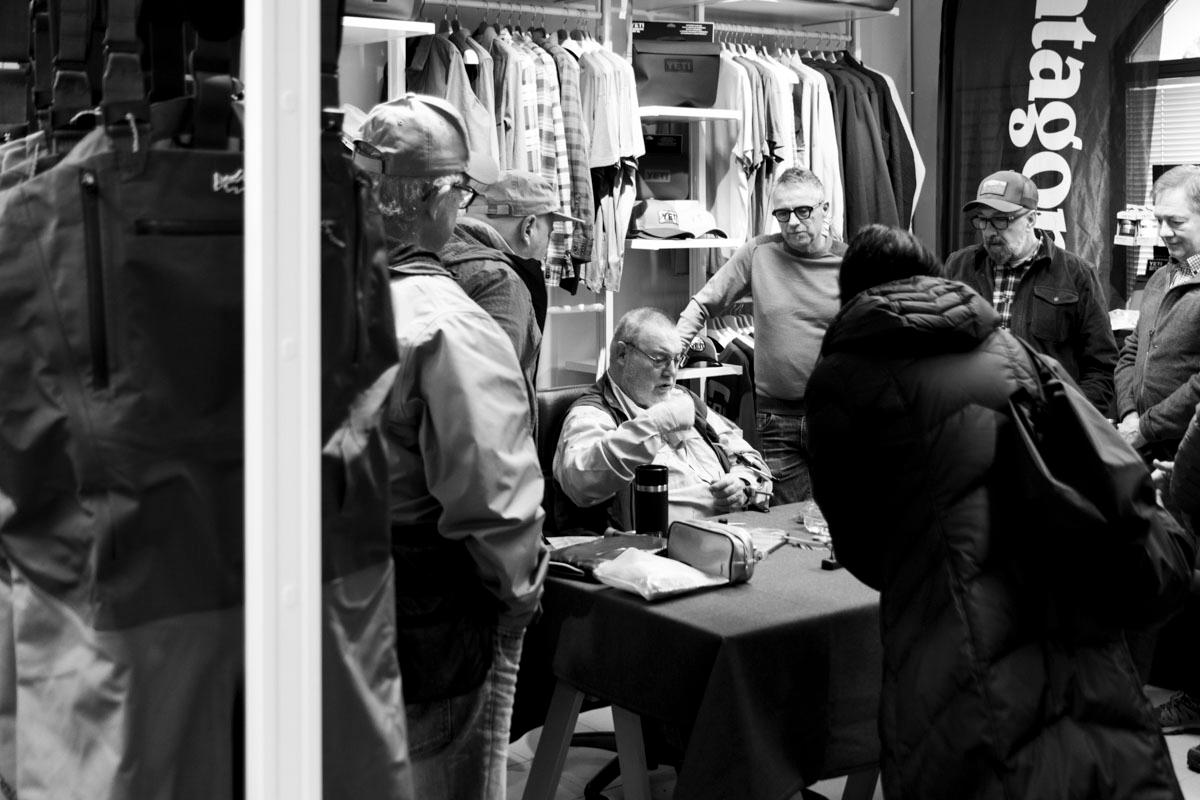 Hans Van Klinken Tying