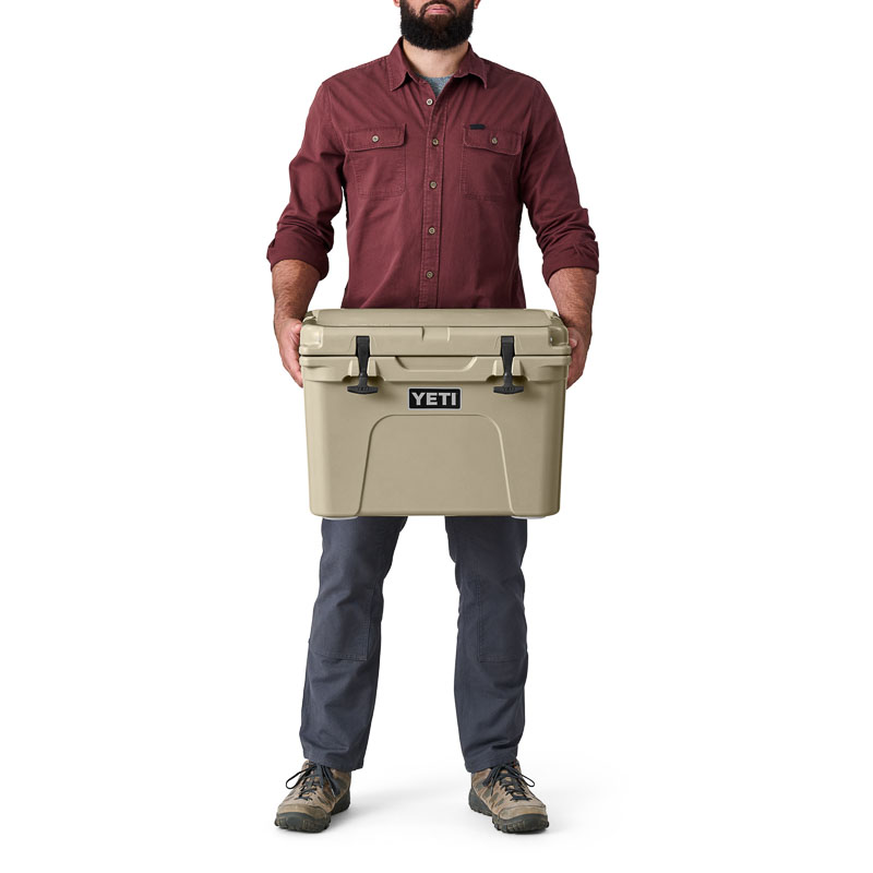 YETI Tundra Cooler 35 Tan