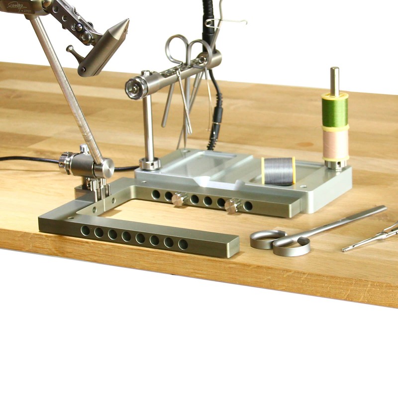 Petitjean Station Swiss Vise Master